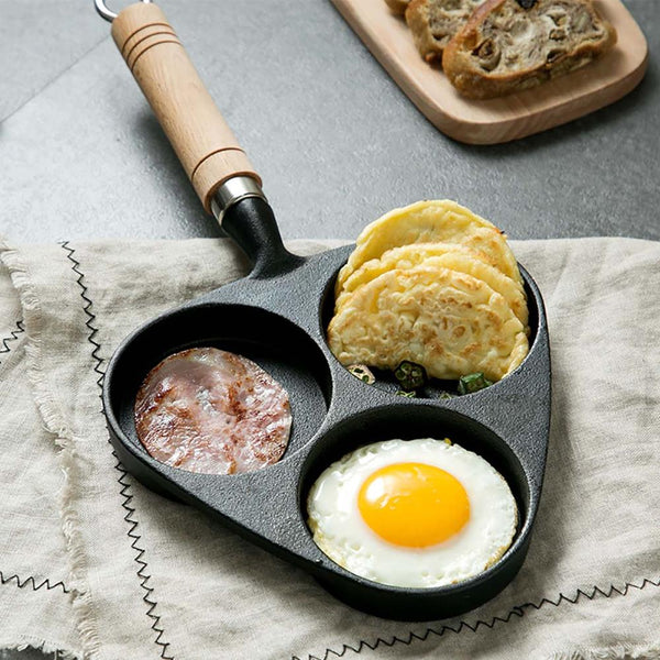 Cast Iron 3 Holes Omelette Pot Kitchen Omelette Artifact Mold Egg Dumpling Pot Non-Stick Small Frying Pan With Beech Handle